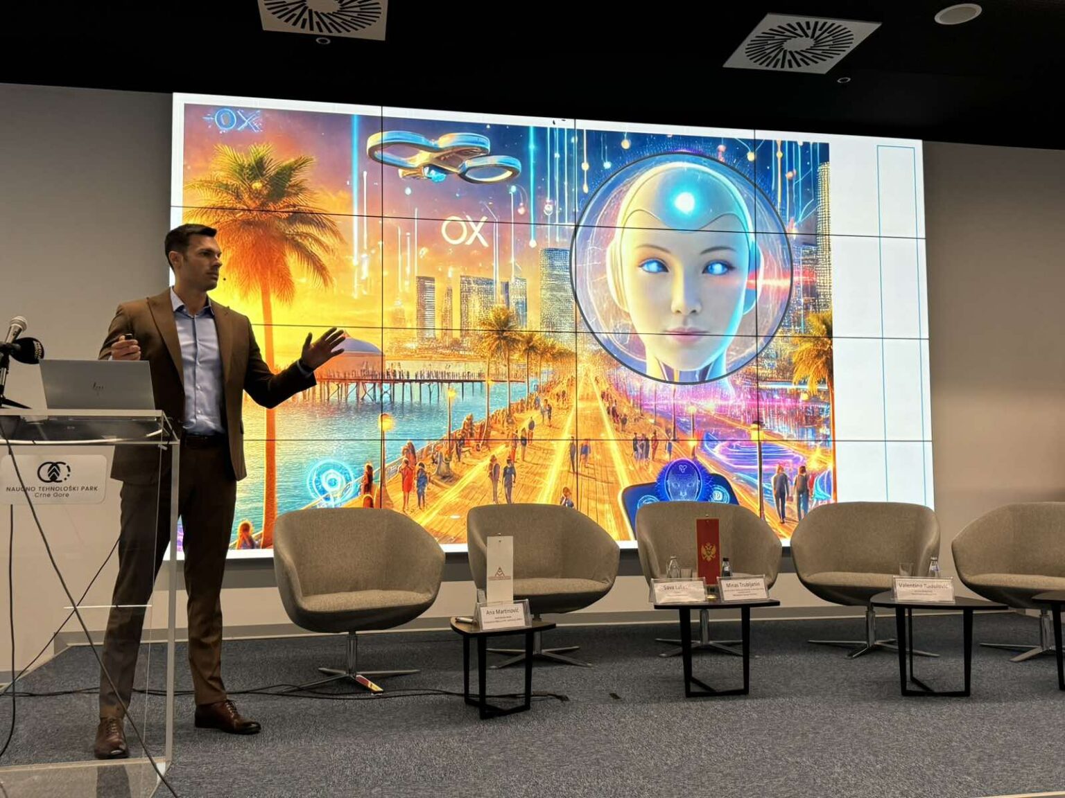 Nacionalna konferencija „AI u funkciji inovacija i servisa”,panel